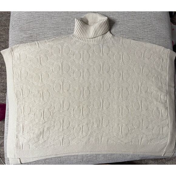 NWT Coach Women's Signature Turtleneck Wool Blend Poncho- Ivory Size‎ M/L $498 - Picture 1 of 11